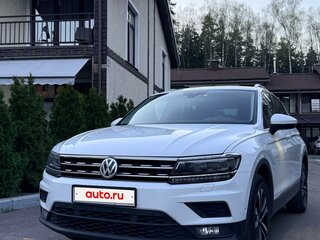 2019 Volkswagen Tiguan II, белый, 2290000 рублей, вид 3