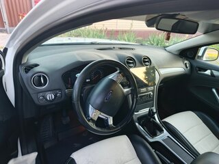 2012 Ford Mondeo IV Рестайлинг, белый, 1000000 рублей, вид 4