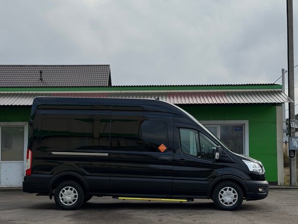 2019 Ford Transit, чёрный, 3950000 рублей - вид 3