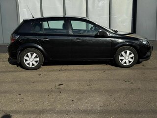 2011 Opel Astra H Рестайлинг, чёрный, 459000 рублей, вид 4