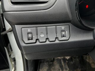 2011 Kia Rio 4-speed III, белый, 970000 рублей, вид 4