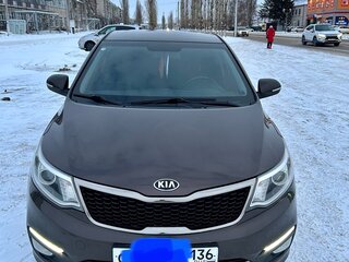 2016 Kia Rio III Рестайлинг, коричневый, 1100000 рублей, вид 3