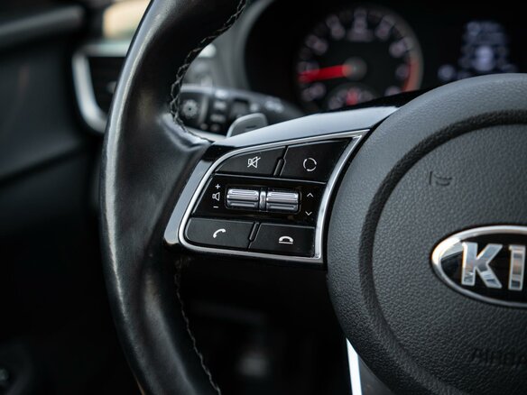 2020 Kia Optima IV Рестайлинг, белый - вид 15