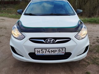 2011 Hyundai Solaris I, белый, 680000 рублей, вид 1