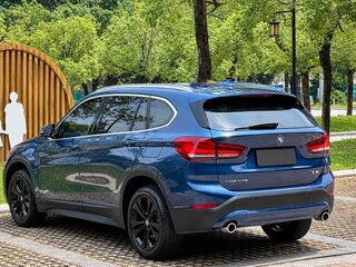 2021 BMW X1 18i sDrive II (F48) Рестайлинг, синий, 1950000 рублей, вид 3