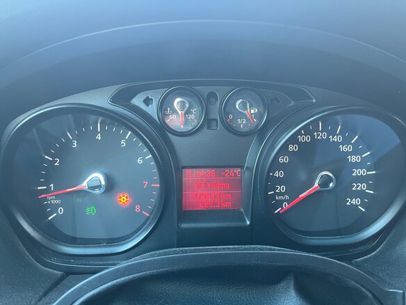 2010 Ford Focus II Рестайлинг, чёрный, 650000 рублей - вид 3