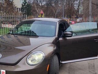 2012 Volkswagen Beetle II (A5), коричневый, 1550000 рублей, вид 1