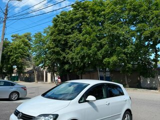 2013 Volkswagen Golf Plus II, белый, 870000 рублей, вид 1