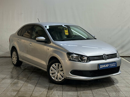 2013 Volkswagen Polo V, серебристый, 670000 рублей, вид 2