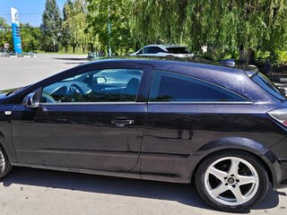 2008 Opel Astra GTC H Рестайлинг, чёрный, 330000 рублей, вид 4