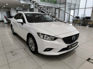 2017 Mazda 6 III (GJ) Рестайлинг, белый, 1950000 рублей, вид 3