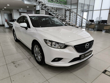 2017 Mazda 6 III (GJ) Рестайлинг, белый, 1995000 рублей, вид 3