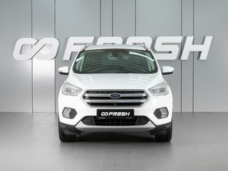 2017 Ford Kuga II Рестайлинг, белый, 1427000 рублей, вид 3