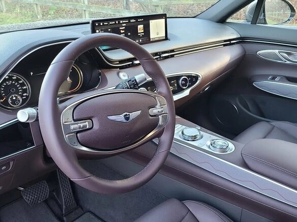 2021 Genesis GV70 I, чёрный, 4100000 рублей - вид 3
