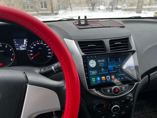 2011 Hyundai Solaris I, бежевый, 700000 рублей, вид 5