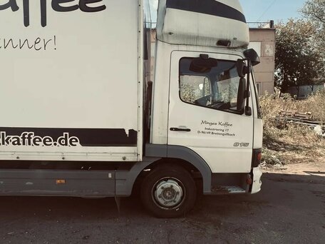 2003 Mercedes-Benz Atego, белый, 2200000 рублей, вид 4