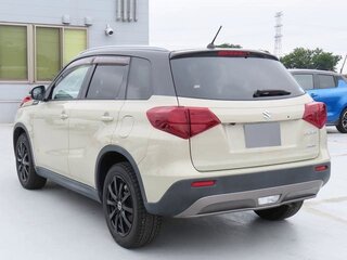 2021 Suzuki Escudo IV Рестайлинг, бежевый, 1483000 рублей, вид 3