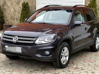 2015 Volkswagen Tiguan I Рестайлинг, серый, 1650000 рублей, вид 1