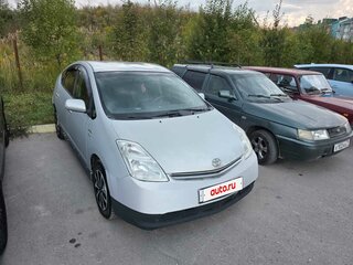 2006 Toyota Prius II Рестайлинг (XW20), серебристый, 570000 рублей, вид 3