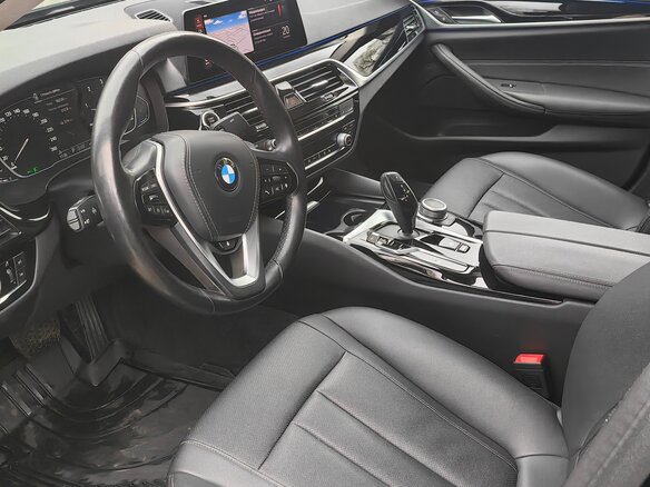 2020 BMW 5 серии 520d xDrive VII (G30/G31/G38) Рестайлинг, чёрный, 4000000 рублей - вид 10