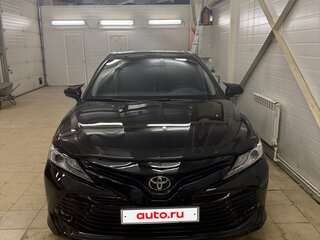 2018 Toyota Camry VIII (XV70), чёрный, 2000000 рублей, вид 1