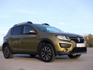 2015 Renault Sandero Stepway II, зелёный, 871320 рублей, вид 3