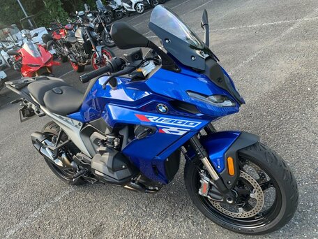 2025 BMW R 1300 RS, синий, 2599000 рублей, вид 3