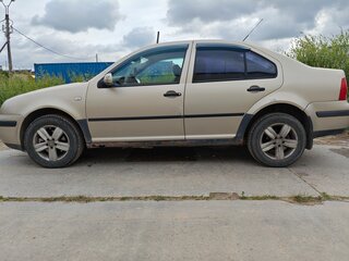 2003 Volkswagen Bora I, бежевый, 220000 рублей, вид 3