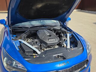 2018 Kia Stinger I, синий, 2850000 рублей, вид 3