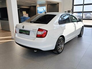 2018 Skoda Rapid I Рестайлинг, белый, 1019000 рублей, вид 4