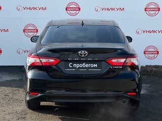 2020 Toyota Camry VIII (XV70), чёрный, 2439000 рублей, вид 4