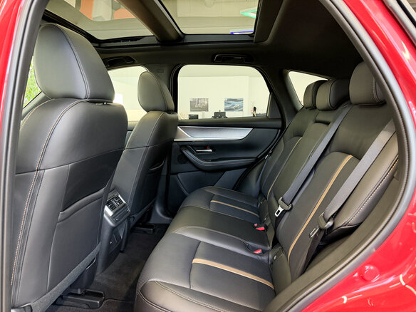 2025 Mazda CX-60, красный, 6990000 рублей - вид 28