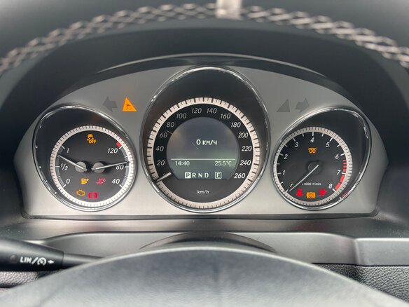 2011 Mercedes-Benz C-Класс 180 BlueEFFICIENCY III (W204), коричневый, 1280000 рублей - вид 22