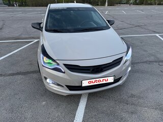 2014 Hyundai Solaris I Рестайлинг, бежевый, 950000 рублей, вид 5