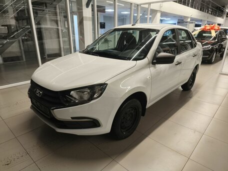 2026 Lada (ВАЗ) Granta I Рестайлинг, белый, 850000 рублей, вид 1