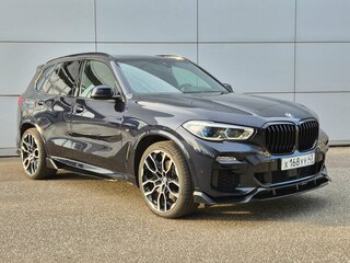 2020 BMW X5 40i IV (G05/G18), чёрный, 8130000 рублей, вид 3