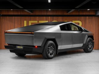 2024 Tesla Cybertruck All-wheel Drive, серый, 18000000 рублей, вид 4