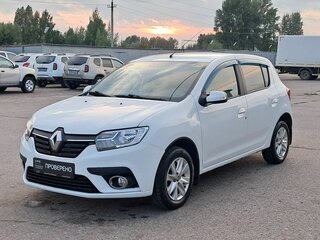 2018 Renault Sandero II Рестайлинг, белый, 910000 рублей, вид 1