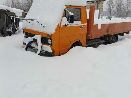 1982 Volkswagen LT, оранжевый, 220000 рублей, вид 3