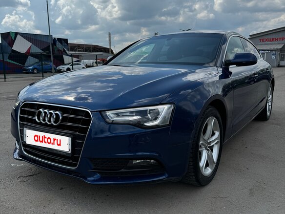 2013 Audi A5 I (8T) Рестайлинг, синий, 1600000 рублей
