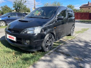 2002 Daihatsu YRV I Рестайлинг, чёрный, 370000 рублей, вид 2