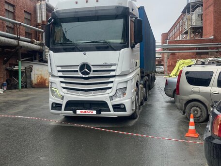 2019 Mercedes-Benz Actros, белый, 4800000 рублей, вид 1