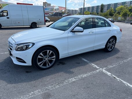 2014 Mercedes-Benz C-Класс 180 IV (W205), белый, 1850000 рублей, вид 1