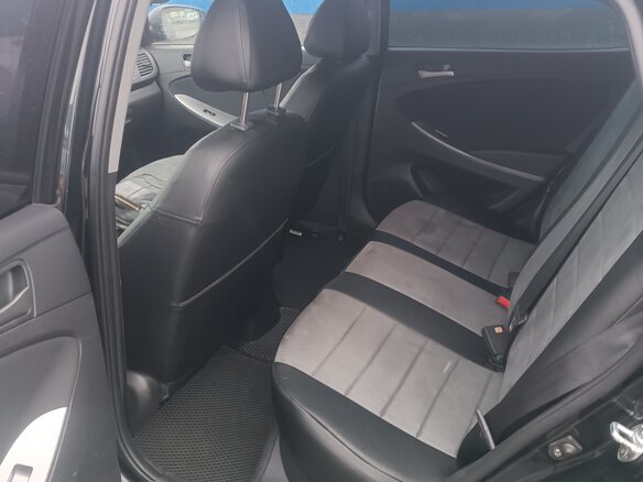 2014 Hyundai Solaris I Рестайлинг, чёрный, 780000 рублей - вид 9