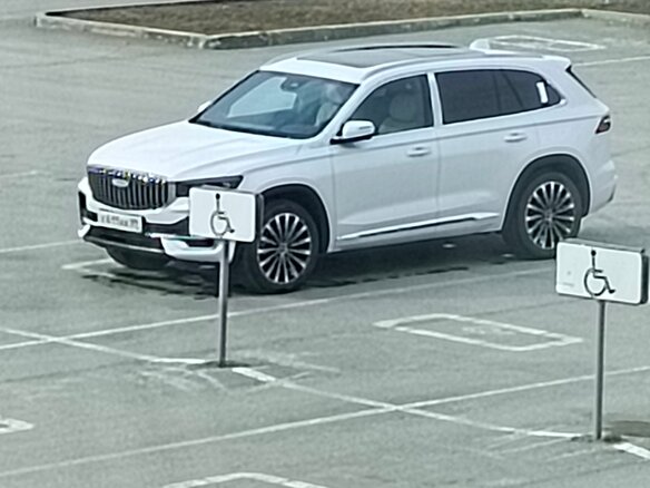 2025 Geely Monjaro (Xingyue L) I Рестайлинг (China Market), белый, 4250000 рублей - вид 5