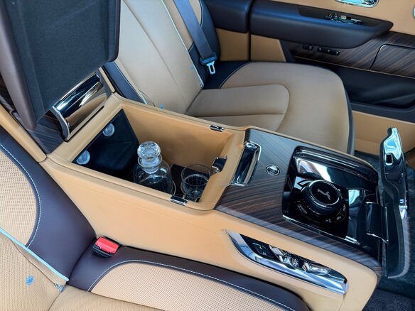 2019 Rolls-Royce Cullinan I (Series I), коричневый - вид 29