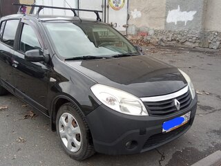 2010 Renault Sandero I, чёрный, 450000 рублей, вид 2