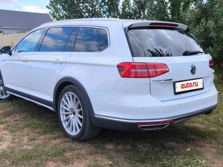 2019 Volkswagen Passat Alltrack DSG7 B8, белый, 2450000 рублей, вид 4