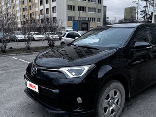 2017 Toyota RAV4 IV (XA40) Рестайлинг, чёрный, 2500000 рублей, вид 2