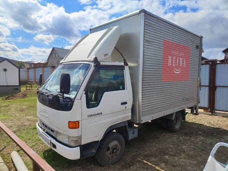 2000 Toyota Toyoace, белый, 780000 рублей, вид 1